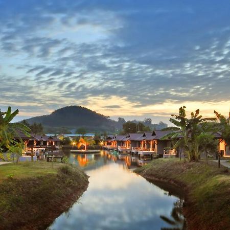 The Villa Laemhin Lagoon Resort Phuket Exterior foto