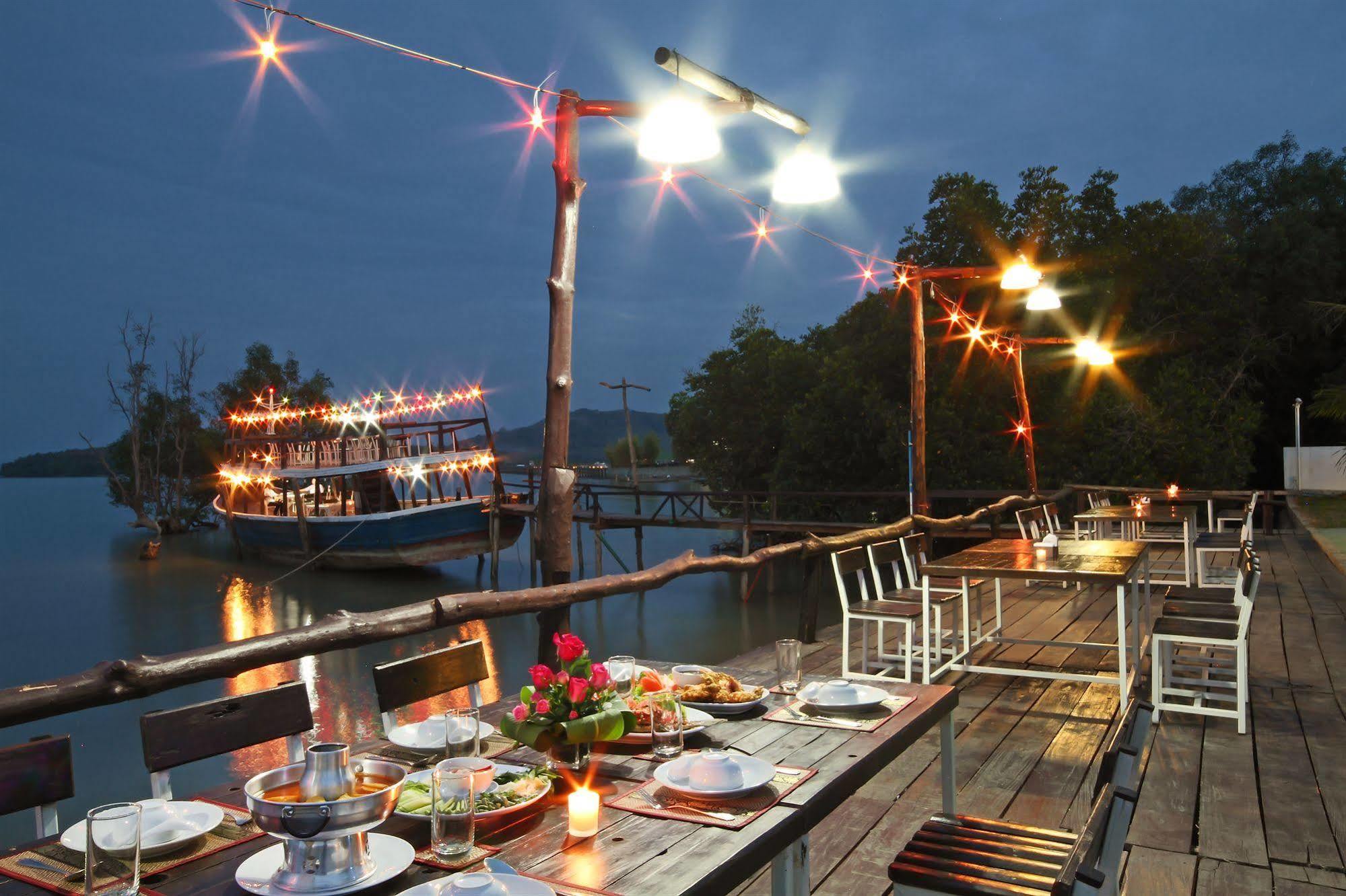 The Villa Laemhin Lagoon Resort Phuket Exterior foto